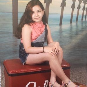 Meet your Posher, Dianet